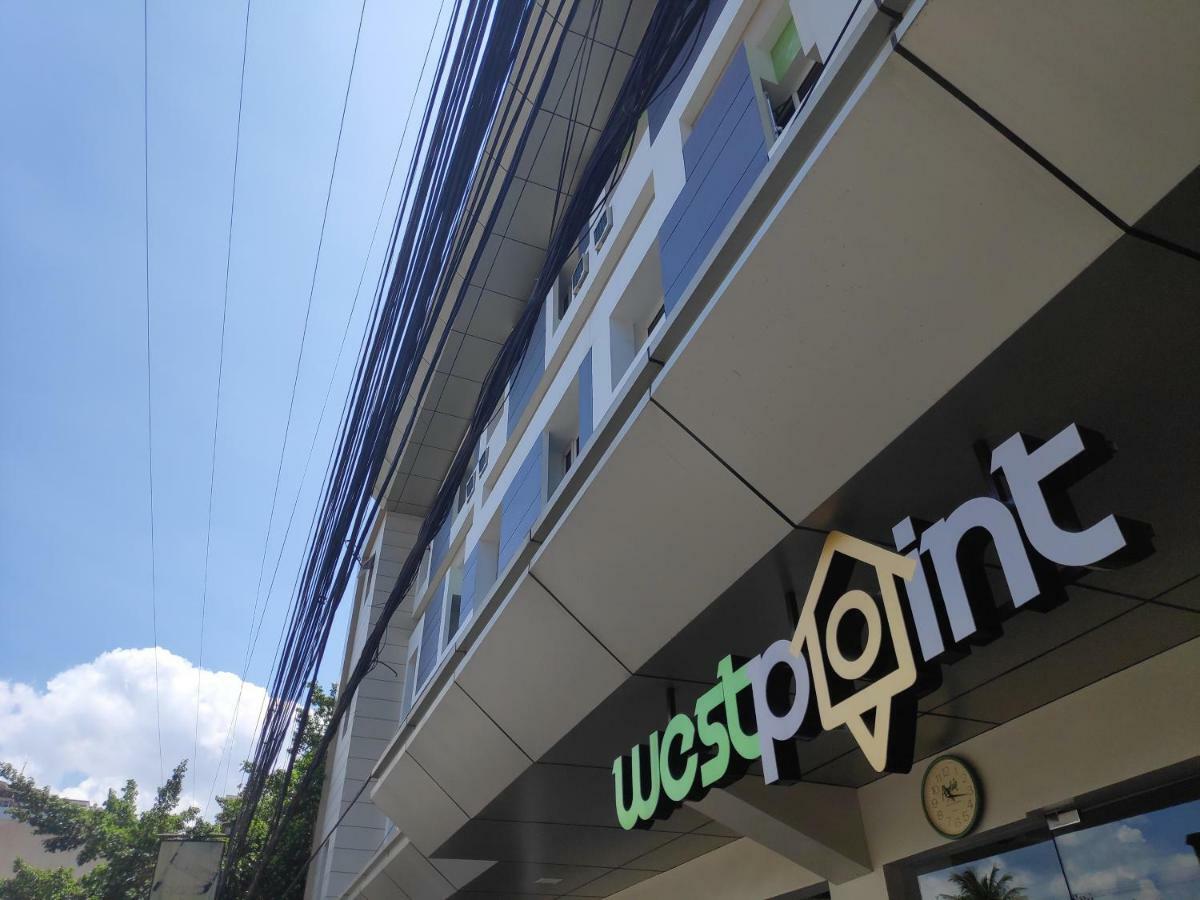 Westpoint Hotel Cebu Esterno foto